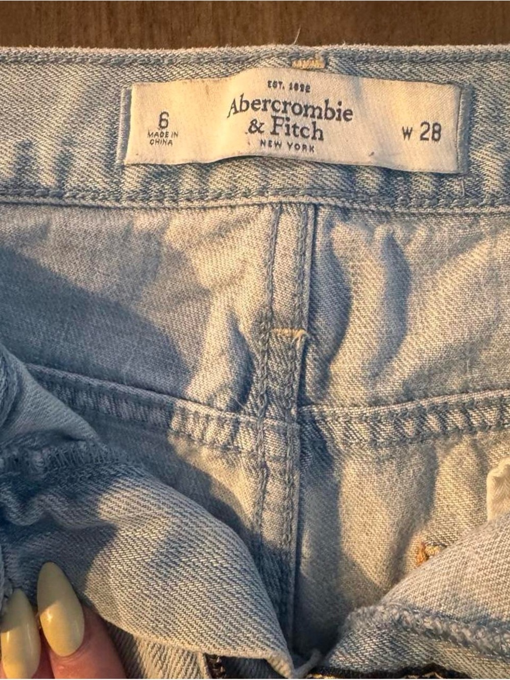 Abercrombie Distressed Denim Shorts Light Wash Cutoff Y2K Size 6 - Picture 3 of 4